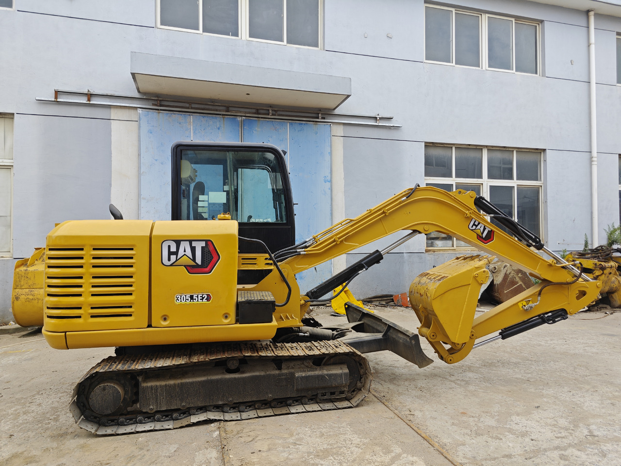CATERPILLAR 305.5E - Mini escavadeira: foto 4 CATERPILLAR 305.5E - Mini escavadeira: foto 4