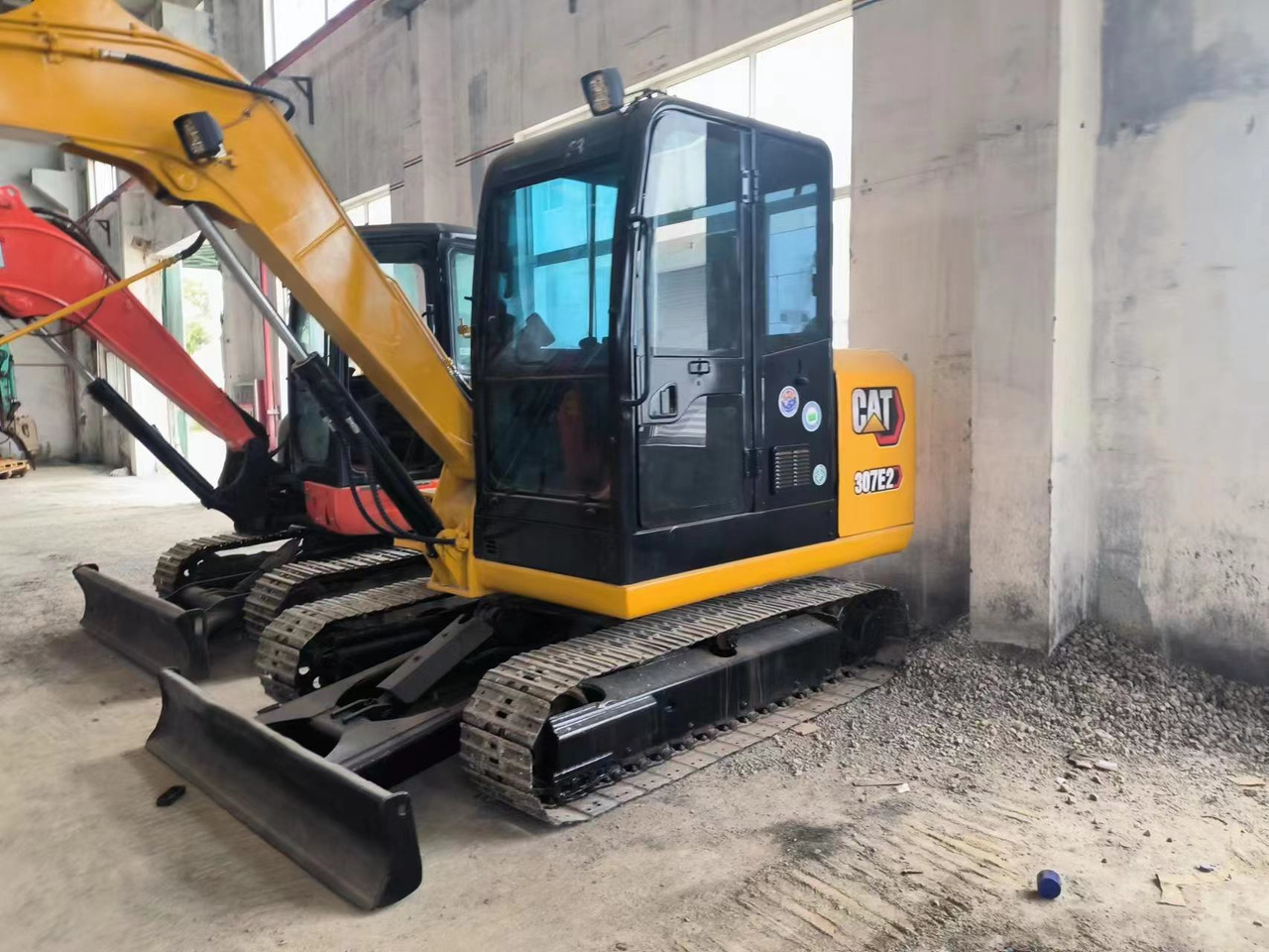 CATERPILLAR 307E - Mini escavadeira: foto 1 CATERPILLAR 307E - Mini escavadeira: foto 1