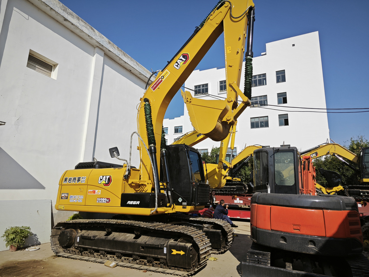 CATERPILLAR 321D2gc - Escavadora de rastos: foto 3 CATERPILLAR 321D2gc - Escavadora de rastos: foto 3