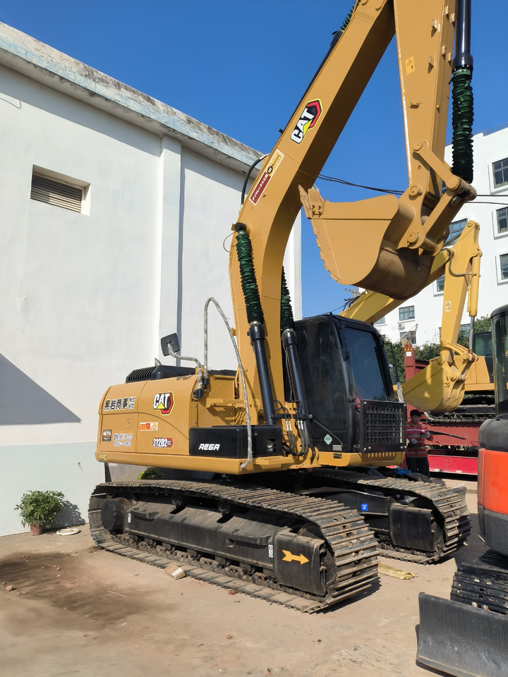 CATERPILLAR 321D2gc - Escavadora de rastos: foto 4 CATERPILLAR 321D2gc - Escavadora de rastos: foto 4