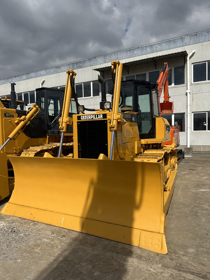 CATERPILLAR D6G CAT dozer - Buldôzer: foto 2 CATERPILLAR D6G CAT dozer - Buldôzer: foto 2
