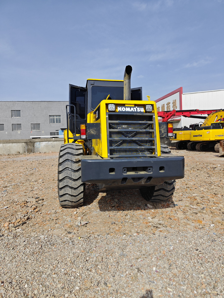 KOMATSU WA380 - Pá carregadora de rodas: foto 5 KOMATSU WA380 - Pá carregadora de rodas: foto 5