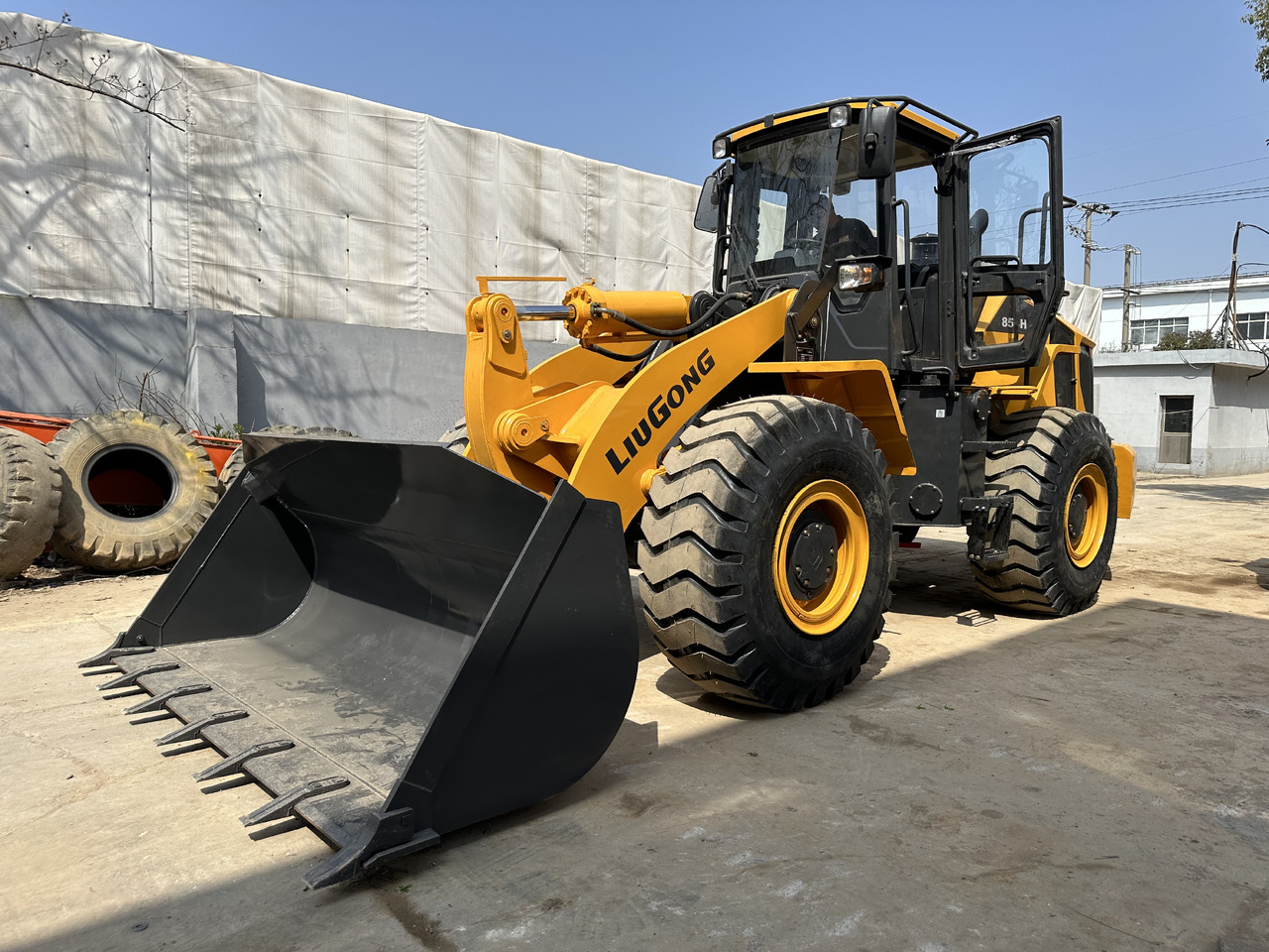 LIUGONG 856H used lugong 856 wheel loader - Pá carregadora de rodas: foto 4 LIUGONG 856H used lugong 856 wheel loader - Pá carregadora de rodas: foto 4