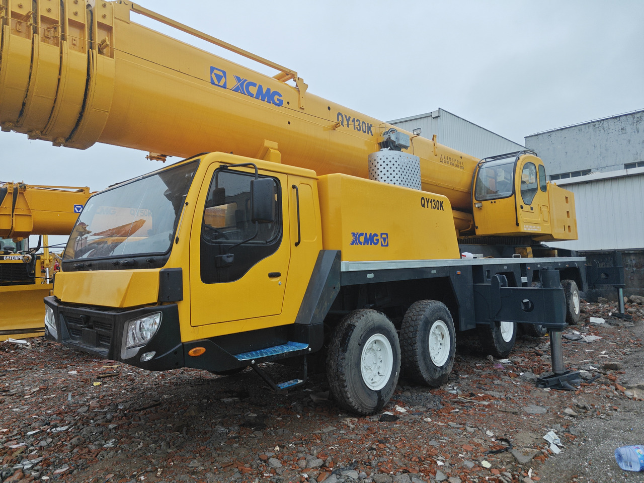 XCMG QY130K QY130K-II used crane 130t - Grua móvel: foto 1 XCMG QY130K QY130K-II used crane 130t - Grua móvel: foto 1