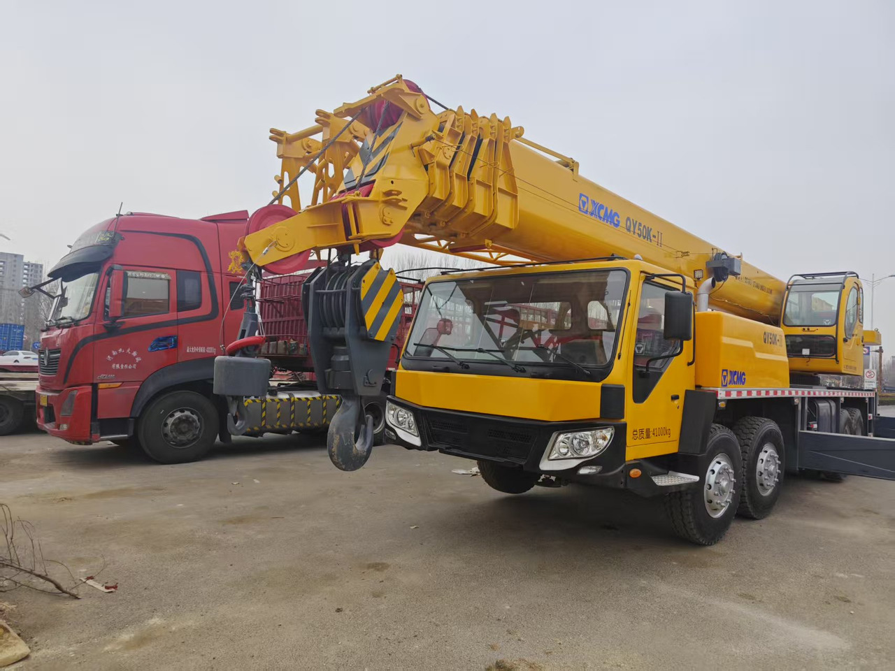 XCMG QY50K used crane - Grua móvel: foto 3 XCMG QY50K used crane - Grua móvel: foto 3