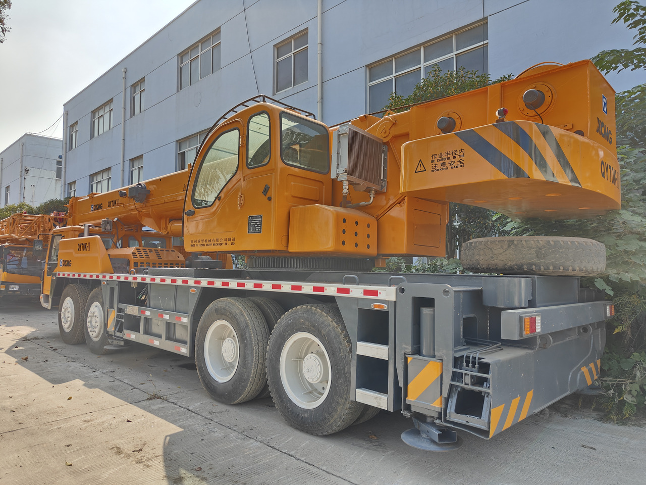 XCMG QY70K CRANE Used XCMG Truck Crane 70ton QY70KC XCT70 MOBOLIE CRANE - Grua móvel: foto 1 XCMG QY70K CRANE Used XCMG Truck Crane 70ton QY70KC XCT70 MOBOLIE CRANE - Grua móvel: foto 1