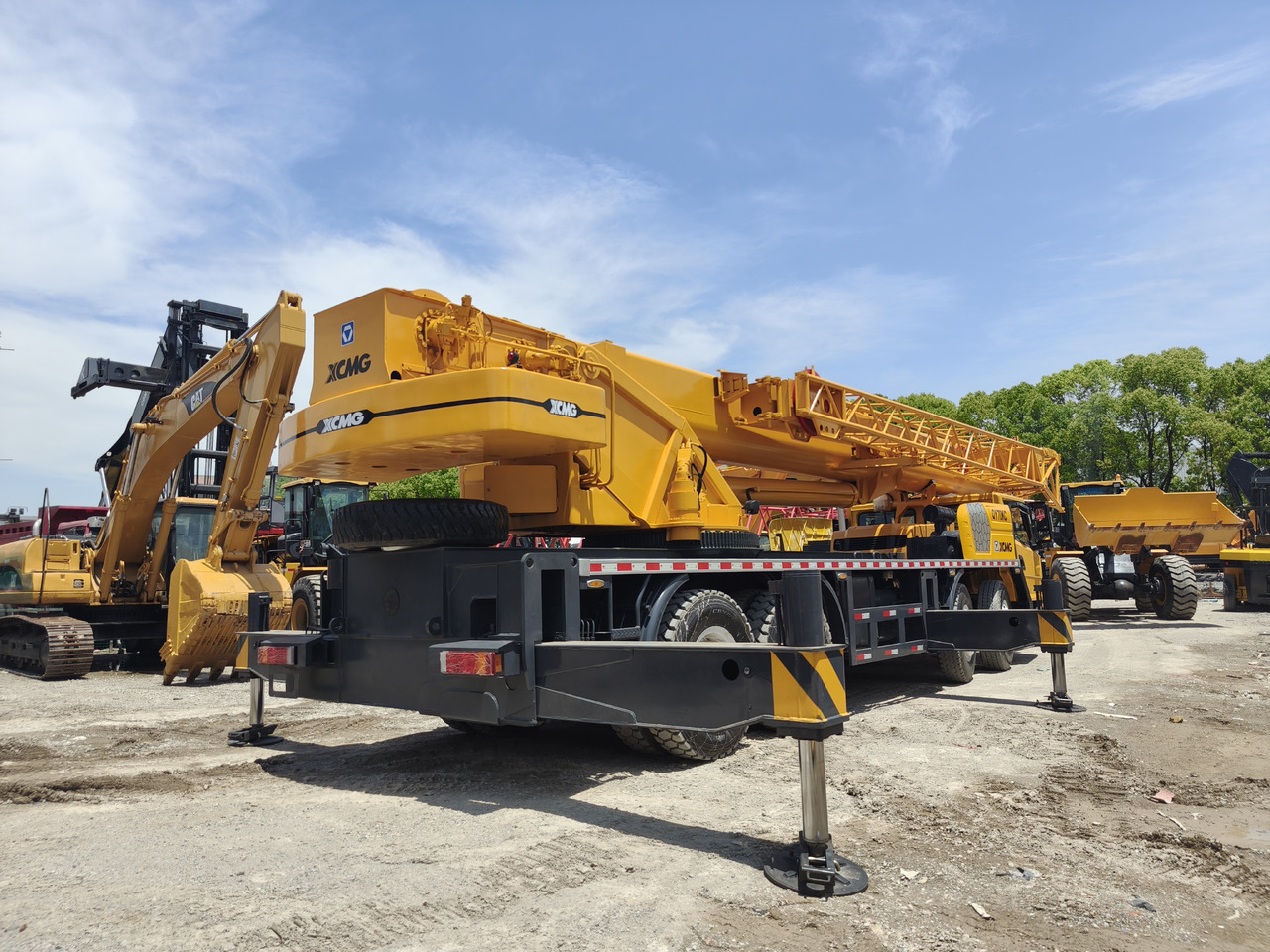 XCMG QY70K - Grua todo o terreno: foto 2 XCMG QY70K - Grua todo o terreno: foto 2
