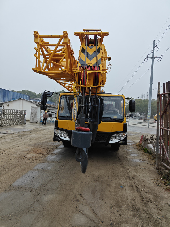 XCMG QY70K QY70KC XCT70 70T Crane - Grua móvel: foto 3 XCMG QY70K QY70KC XCT70 70T Crane - Grua móvel: foto 3