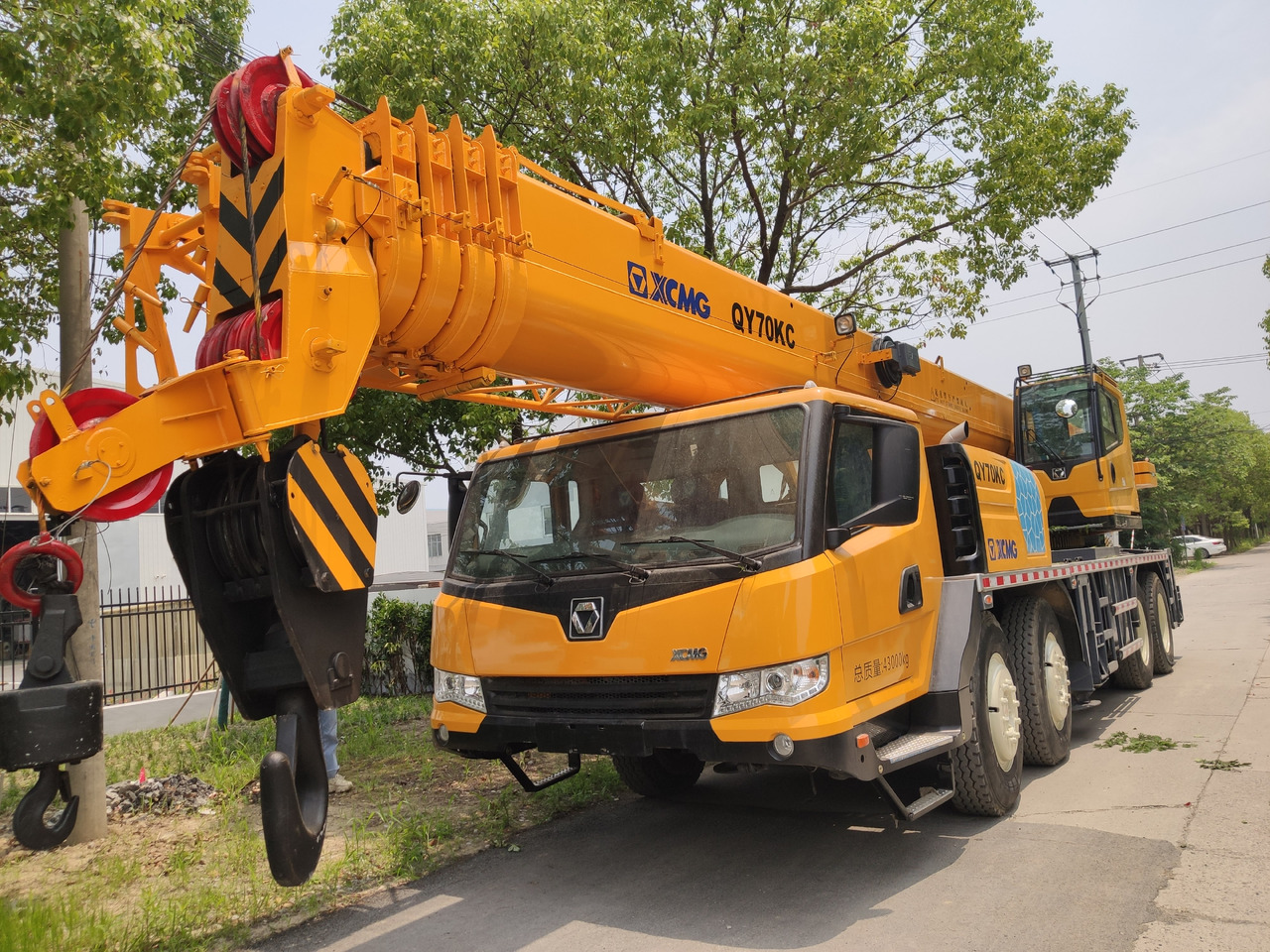 XCMG QY70KC TRUCK CRANE USED XCMG 70TON QY70K QY70K-2 MOBILE TRUCK CRANE - Grua móvel: foto 4 XCMG QY70KC TRUCK CRANE USED XCMG 70TON QY70K QY70K-2 MOBILE TRUCK CRANE - Grua móvel: foto 4