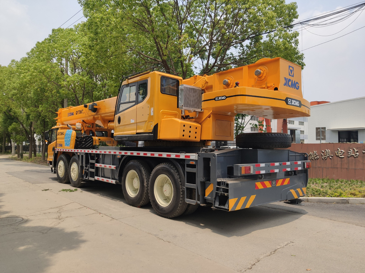 XCMG QY70KC TRUCK CRANE USED XCMG 70TON QY70K QY70K-2 MOBILE TRUCK CRANE - Grua móvel: foto 3 XCMG QY70KC TRUCK CRANE USED XCMG 70TON QY70K QY70K-2 MOBILE TRUCK CRANE - Grua móvel: foto 3