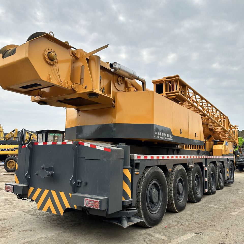 XCMG XCA200 200TON Truck crane - Grua móvel: foto 4 XCMG XCA200 200TON Truck crane - Grua móvel: foto 4
