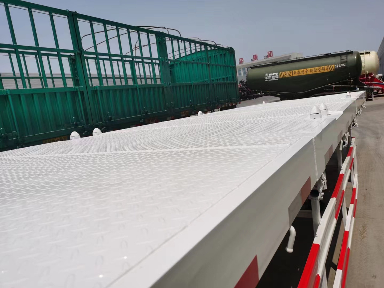 JSIE JSIE9400PBB - Semi-reboque transportador de contêineres/ Caixa móvel: foto 4 JSIE JSIE9400PBB - Semi-reboque transportador de contêineres/ Caixa móvel: foto 4