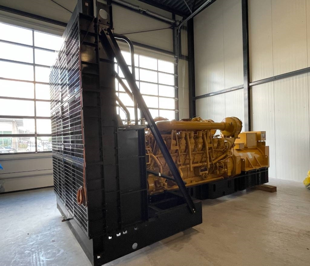 CAT 3516B - 2.250 kVA Generator - DPX-25084  - Gerador elétrico: foto 2 CAT 3516B - 2.250 kVA Generator - DPX-25084  - Gerador elétrico: foto 2