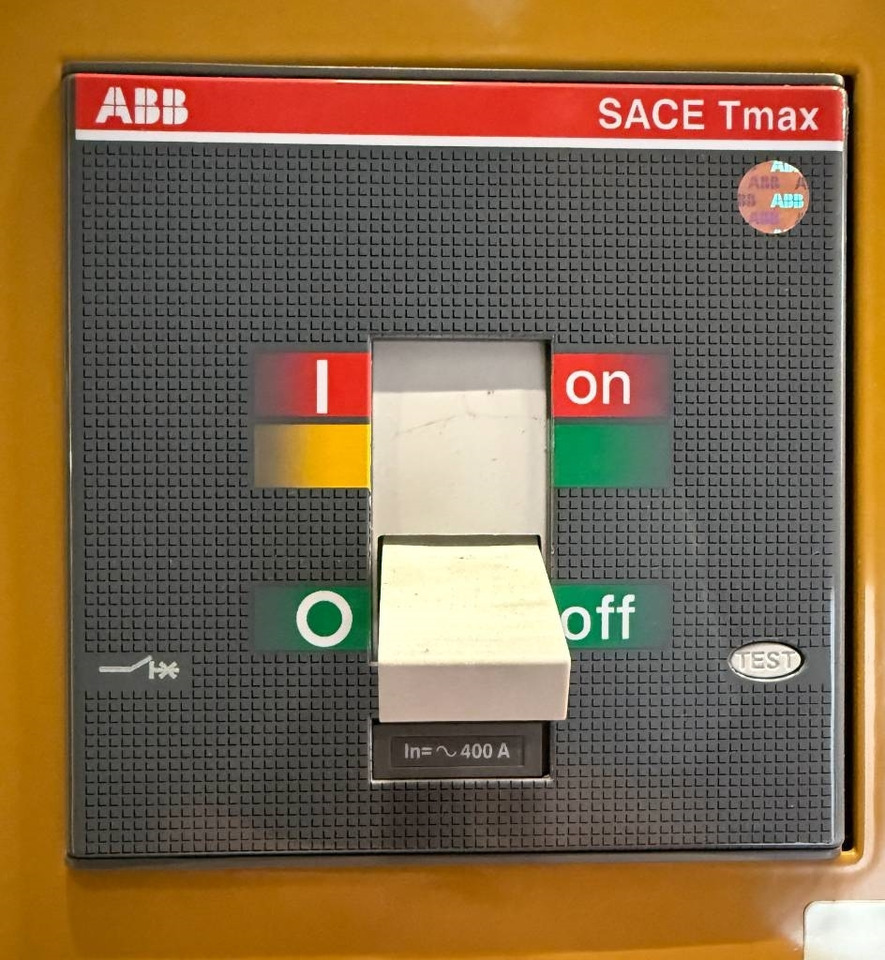 Gerador elétrico CAT DE220E0 - 220 kVA Surplus genset - DPX-18018-30: foto 11 Gerador elétrico CAT DE220E0 - 220 kVA Surplus genset - DPX-18018-30: foto 11