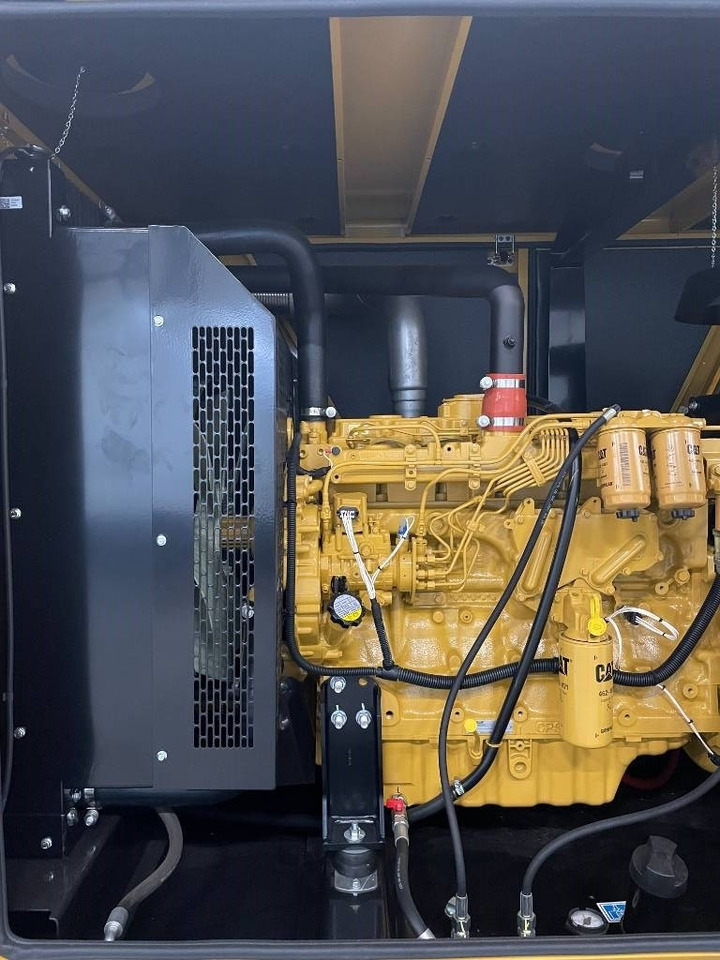 Gerador elétrico CAT DE220E0 - 220 kVA Surplus genset - DPX-18018-30: foto 17 Gerador elétrico CAT DE220E0 - 220 kVA Surplus genset - DPX-18018-30: foto 17