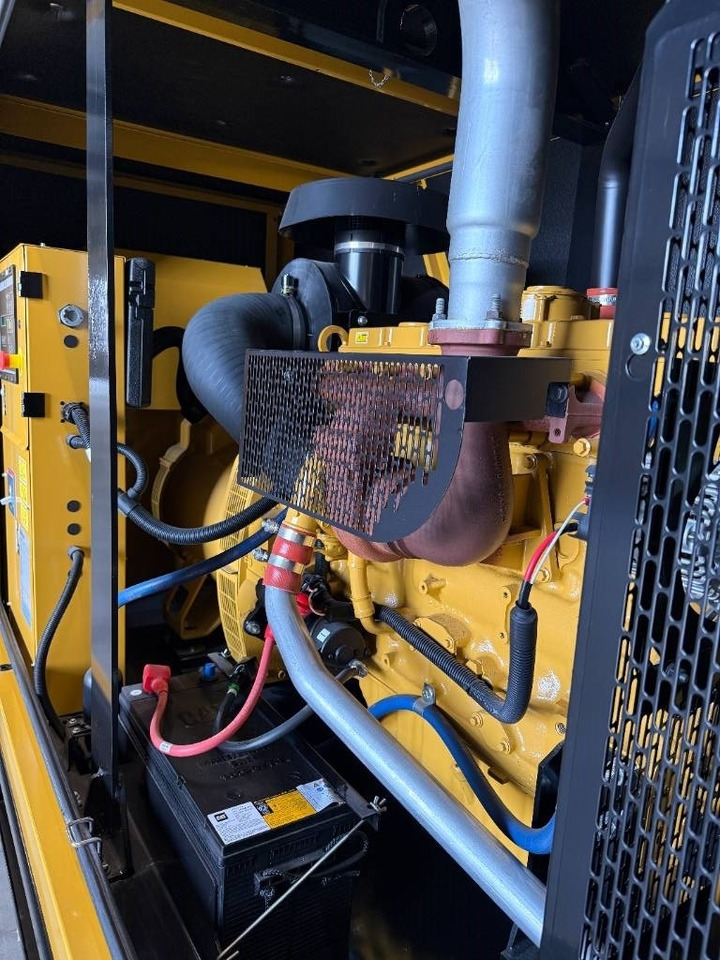 Gerador elétrico CAT DE220E0 - 220 kVA Surplus genset - DPX-18018-30: foto 15 Gerador elétrico CAT DE220E0 - 220 kVA Surplus genset - DPX-18018-30: foto 15