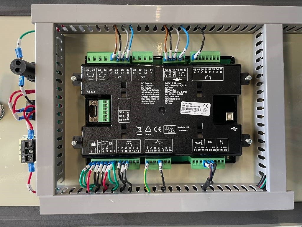 Gerador elétrico novo Cummins QSZ13-G13 - 550 kVA Generator - DPX-19846: foto 11