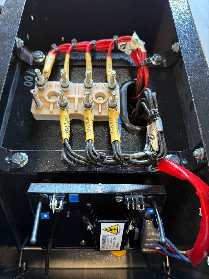 DPX CJ164C - 13,5 kVA Alternator - DPX-33900 - Gerador elétrico: foto 4 DPX CJ164C - 13,5 kVA Alternator - DPX-33900 - Gerador elétrico: foto 4