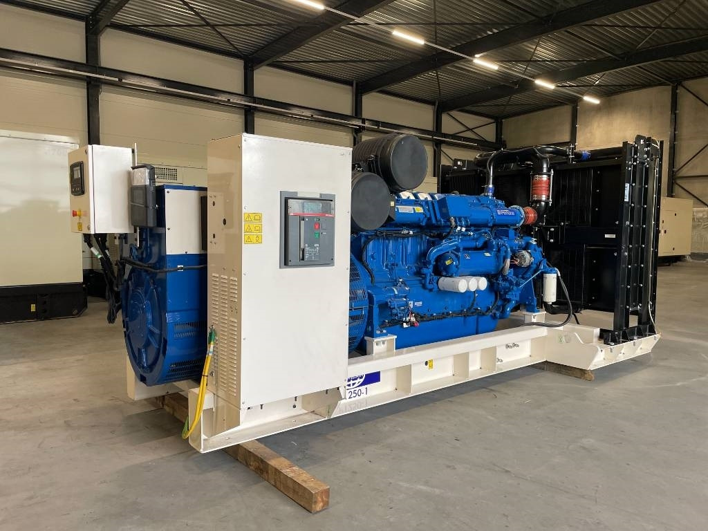 FG Wilson P1250-1 - 1250 kVA Surplus Genset - DPX-25089 - Gerador elétrico: foto 2 FG Wilson P1250-1 - 1250 kVA Surplus Genset - DPX-25089 - Gerador elétrico: foto 2