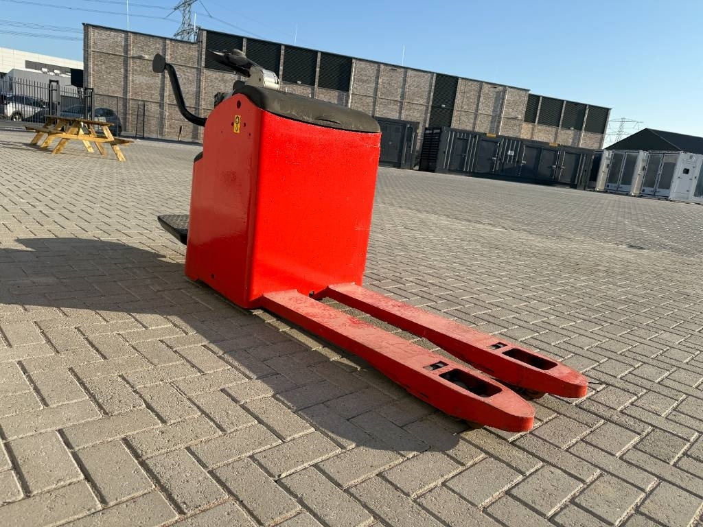 Manitou EP22M AC PFR9 SP - Porta-palete: foto 3 Manitou EP22M AC PFR9 SP - Porta-palete: foto 3