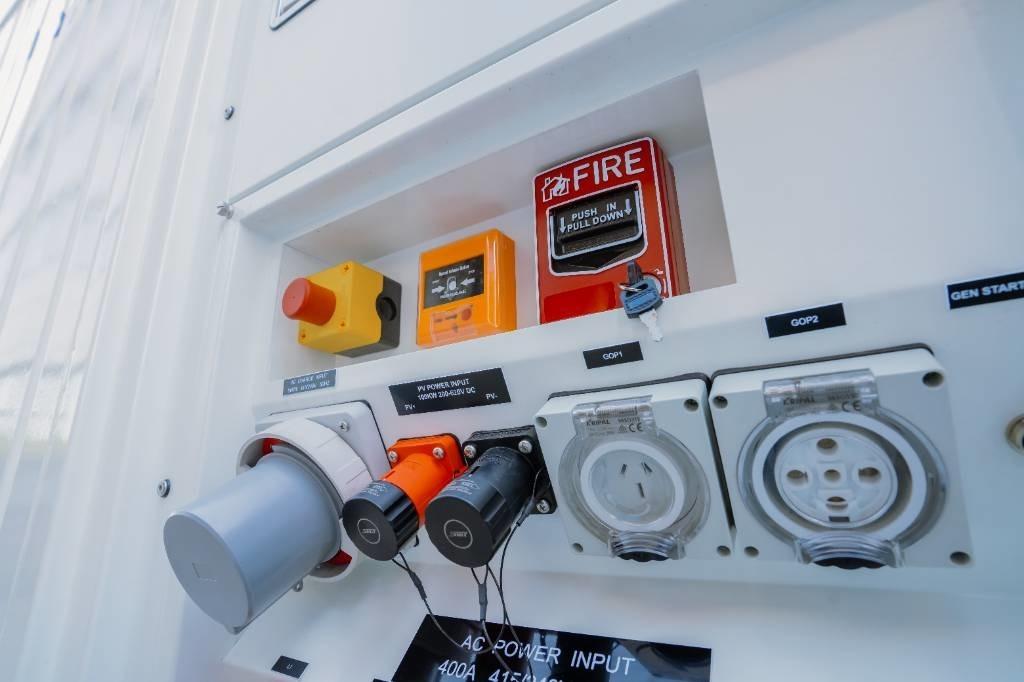 Gerador elétrico novo PHE500 Hybrid Energy System- 500 kVA - 1040 kWh: foto 9