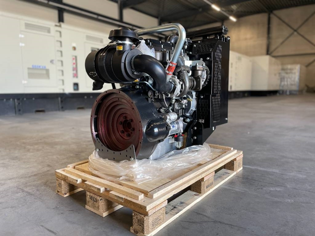 Perkins 1103A-33TG2 - Diesel Engine -New - Motor para Máquina de construção: foto 2 Perkins 1103A-33TG2 - Diesel Engine -New - Motor para Máquina de construção: foto 2