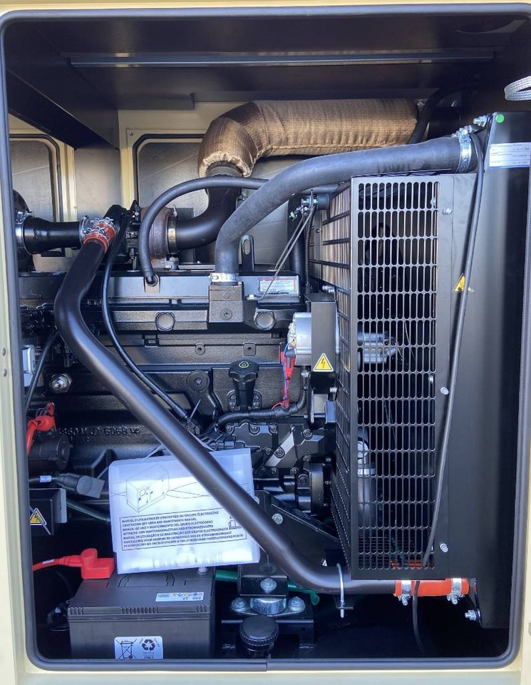 Sdmo J200 - 200 kVA Generator - DPX-17109 - Gerador elétrico: foto 5 Sdmo J200 - 200 kVA Generator - DPX-17109 - Gerador elétrico: foto 5