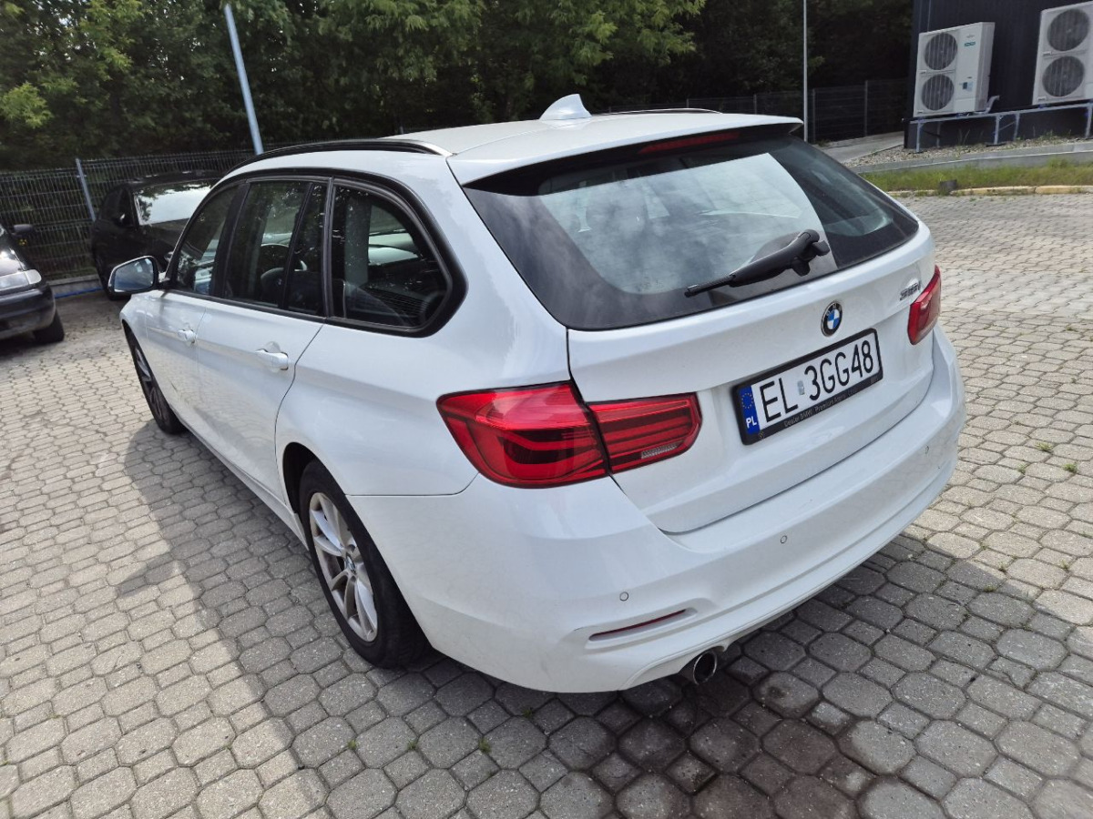 BMW 318I KOMBI - Automóvel: foto 4 BMW 318I KOMBI - Automóvel: foto 4