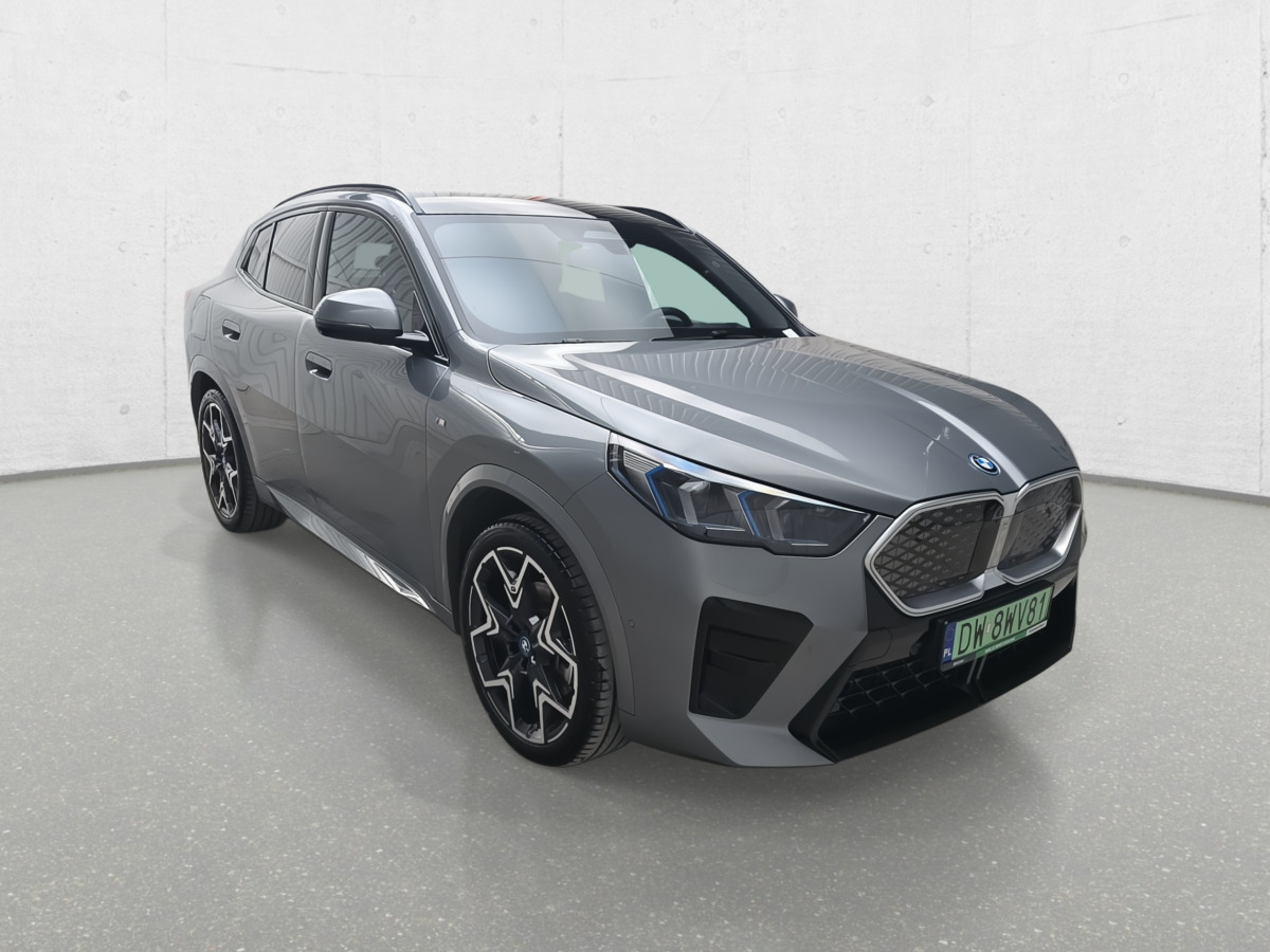BMW IX2 XDRIVE30 SUV - SUV: foto 1 BMW IX2 XDRIVE30 SUV - SUV: foto 1