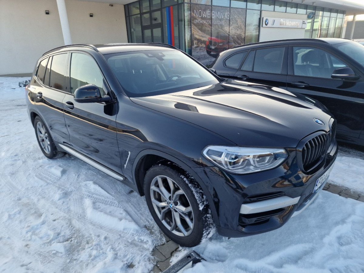 BMW X3 xDrive30e xLine SUV - SUV: foto 1 BMW X3 xDrive30e xLine SUV - SUV: foto 1