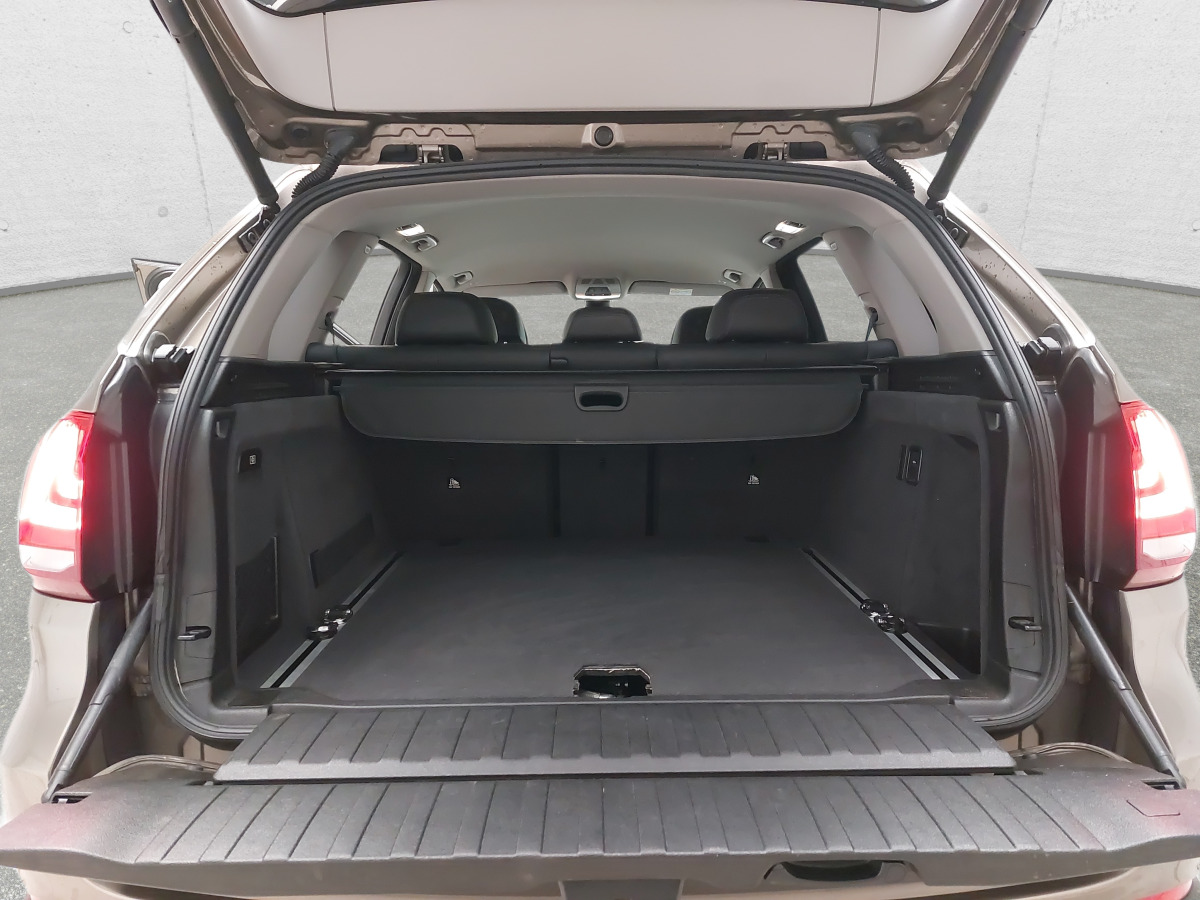 SUV BMW X5 XDRIVE30D SUV: foto 14