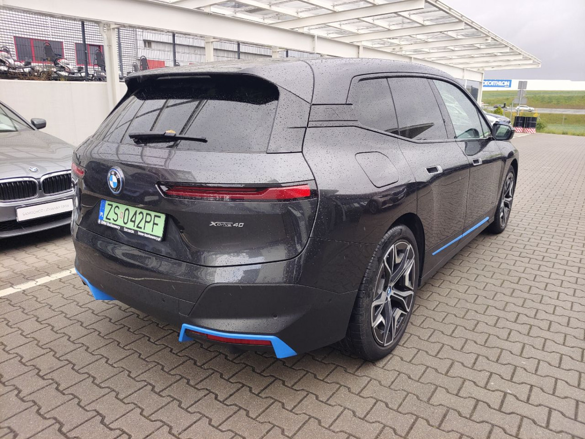 BMW iX XDRIVE40 SUV - SUV: foto 3 BMW iX XDRIVE40 SUV - SUV: foto 3