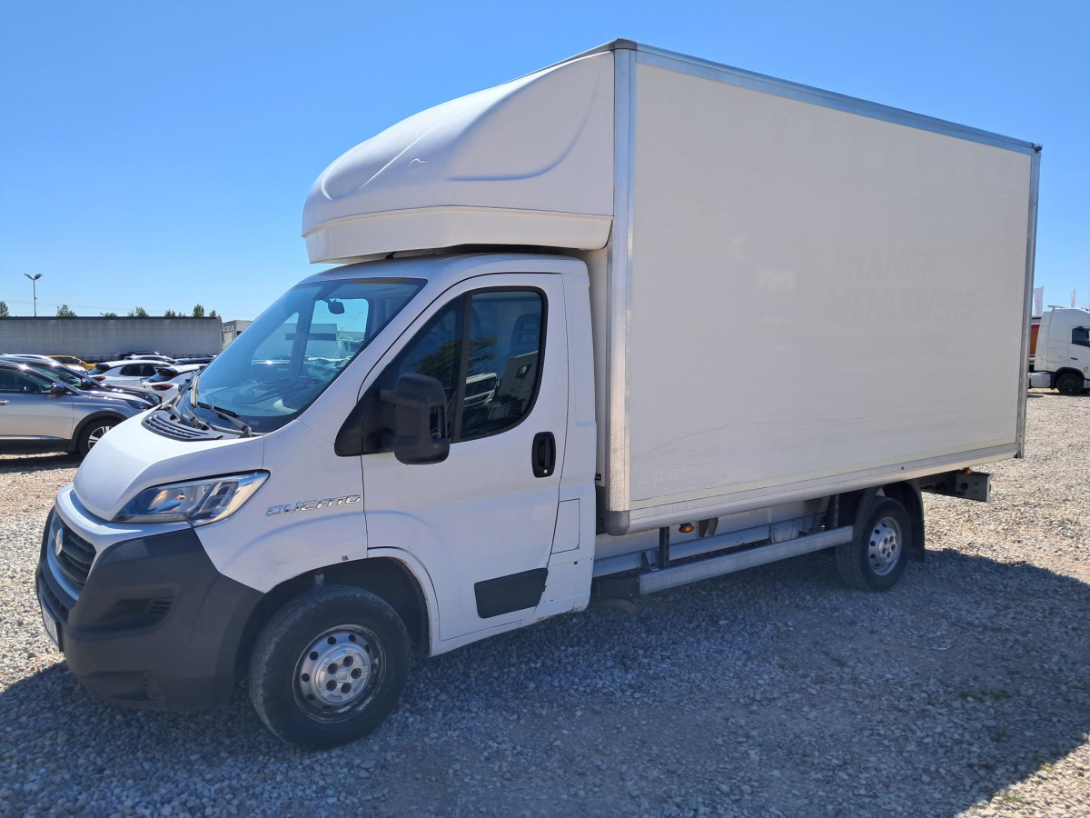 FIAT DUCATO PLANDEKA Z WINDĄ - Carrinha de lona: foto 2 FIAT DUCATO PLANDEKA Z WINDĄ - Carrinha de lona: foto 2