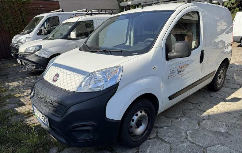 FIAT FIORINO FURGON BLASZAK - Furgão: foto 2 FIAT FIORINO FURGON BLASZAK - Furgão: foto 2