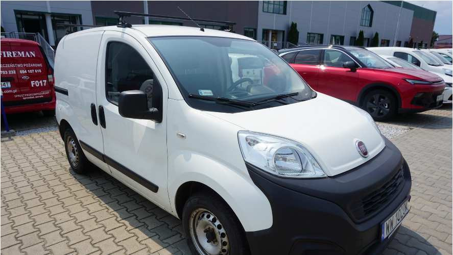 FIAT FIORINO FURGON BLASZAK - Furgão: foto 1 FIAT FIORINO FURGON BLASZAK - Furgão: foto 1