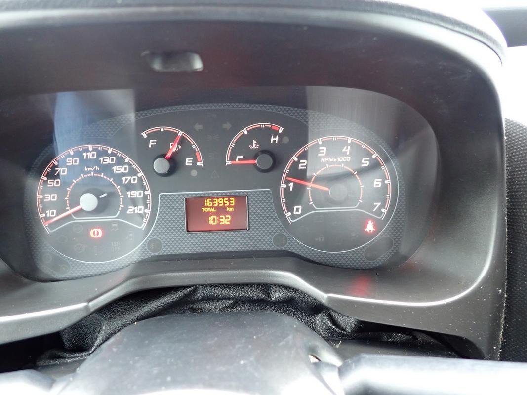 FIAT FIORINO FURGON BLASZAK - Furgão: foto 5 FIAT FIORINO FURGON BLASZAK - Furgão: foto 5