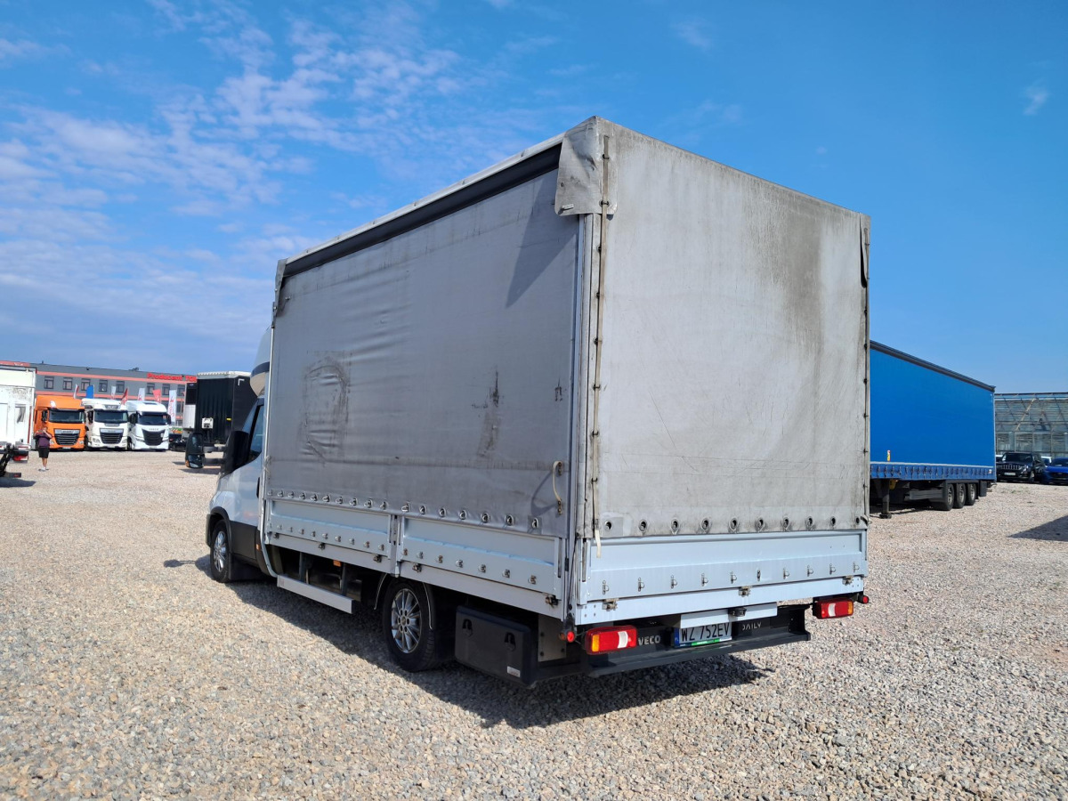 IVECO 35S18 PLANDEKA - Carrinha de lona: foto 4 IVECO 35S18 PLANDEKA - Carrinha de lona: foto 4
