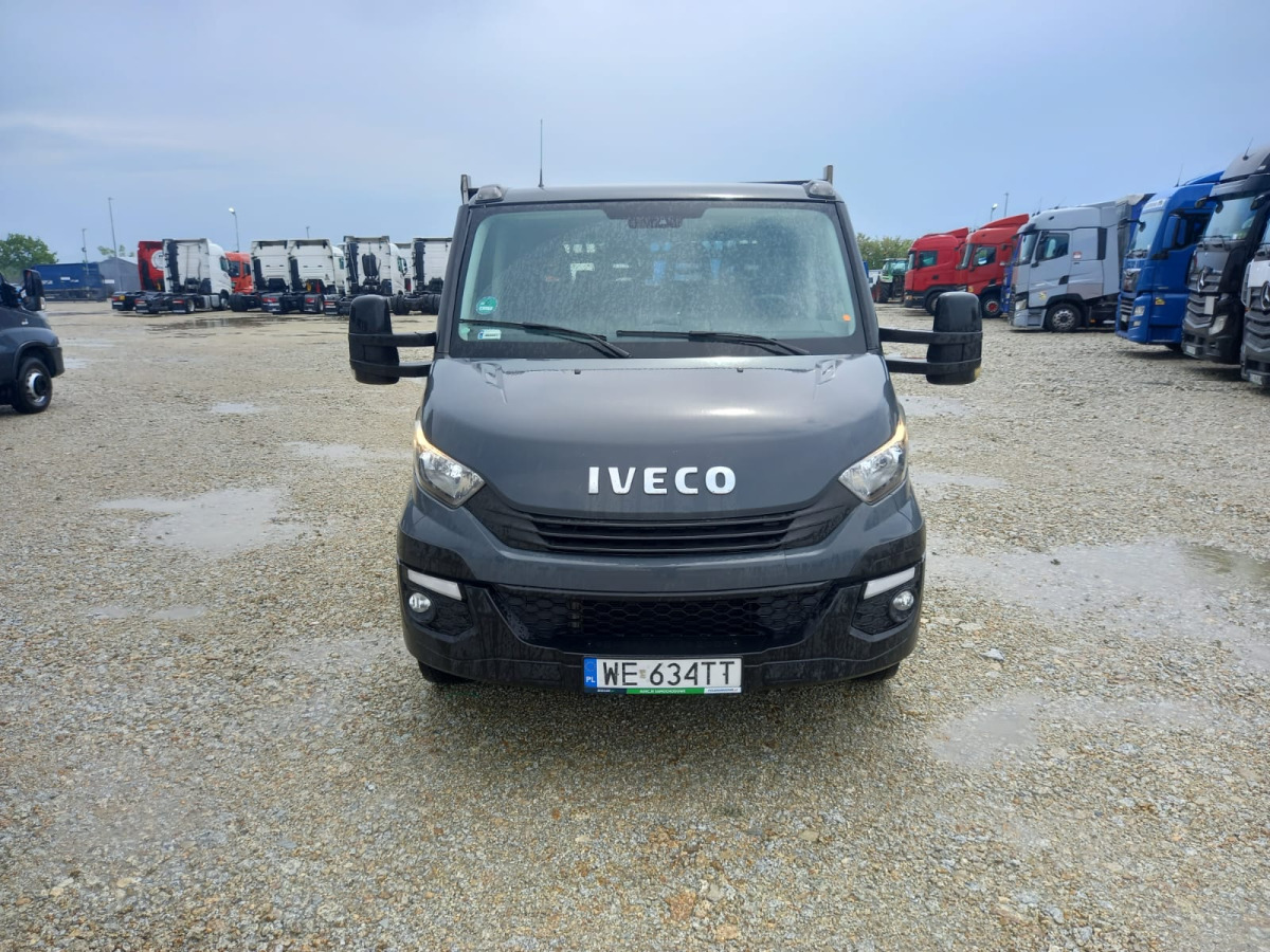 IVECO DAILY 35S15 DOKA - Carrinha cabine dupla: foto 3 IVECO DAILY 35S15 DOKA - Carrinha cabine dupla: foto 3
