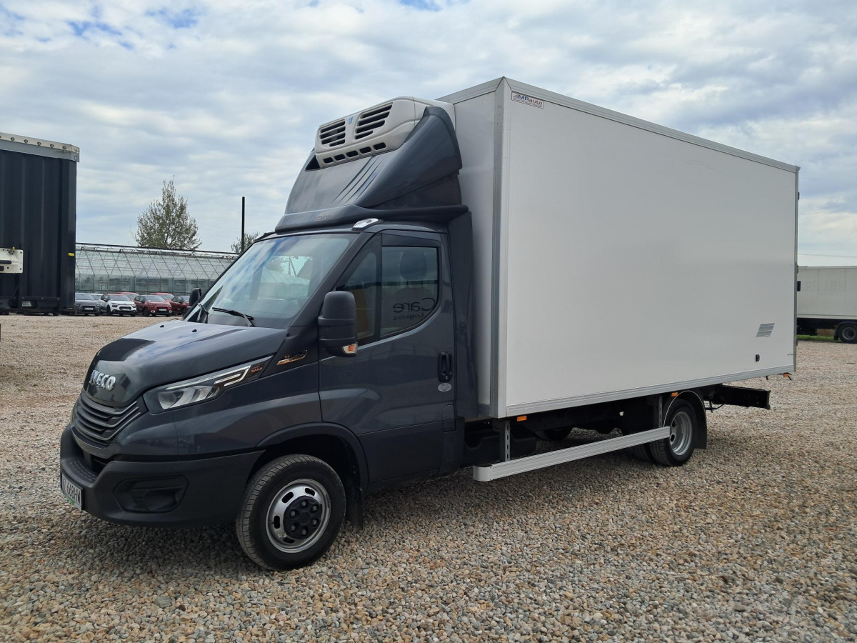 IVECO DAILY 50C18 CHŁODNIA/IZOTERMA - Carrinha frigorífica: foto 3 IVECO DAILY 50C18 CHŁODNIA/IZOTERMA - Carrinha frigorífica: foto 3
