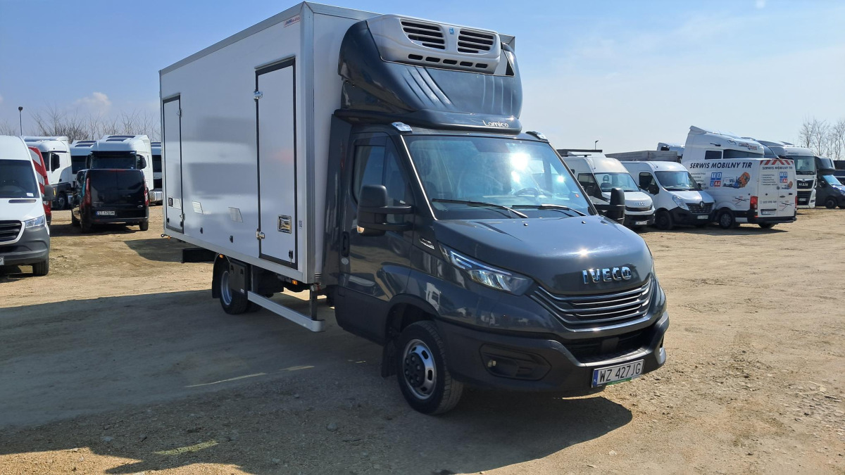 IVECO DAILY 50C18 CHŁODNIA Z AGREGATEM - Camião frigorífico: foto 1 IVECO DAILY 50C18 CHŁODNIA Z AGREGATEM - Camião frigorífico: foto 1