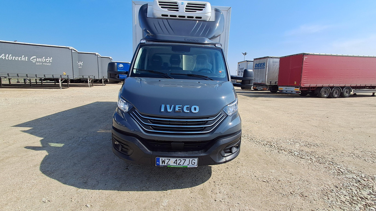 IVECO DAILY 50C18 CHŁODNIA Z AGREGATEM - Camião frigorífico: foto 2 IVECO DAILY 50C18 CHŁODNIA Z AGREGATEM - Camião frigorífico: foto 2