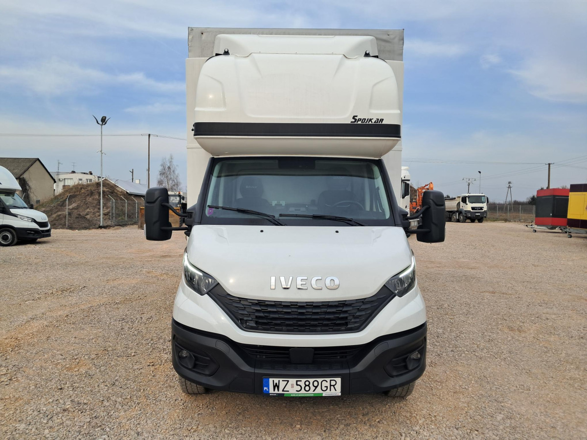 IVECO DAILY KONTENER Z WINDĄ - Carrinha de contentor: foto 3 IVECO DAILY KONTENER Z WINDĄ - Carrinha de contentor: foto 3