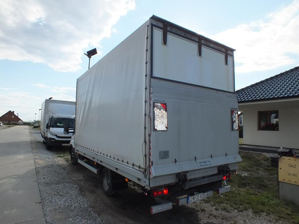 IVECO DAILY PLANDEKA - Carrinha de lona: foto 4 IVECO DAILY PLANDEKA - Carrinha de lona: foto 4
