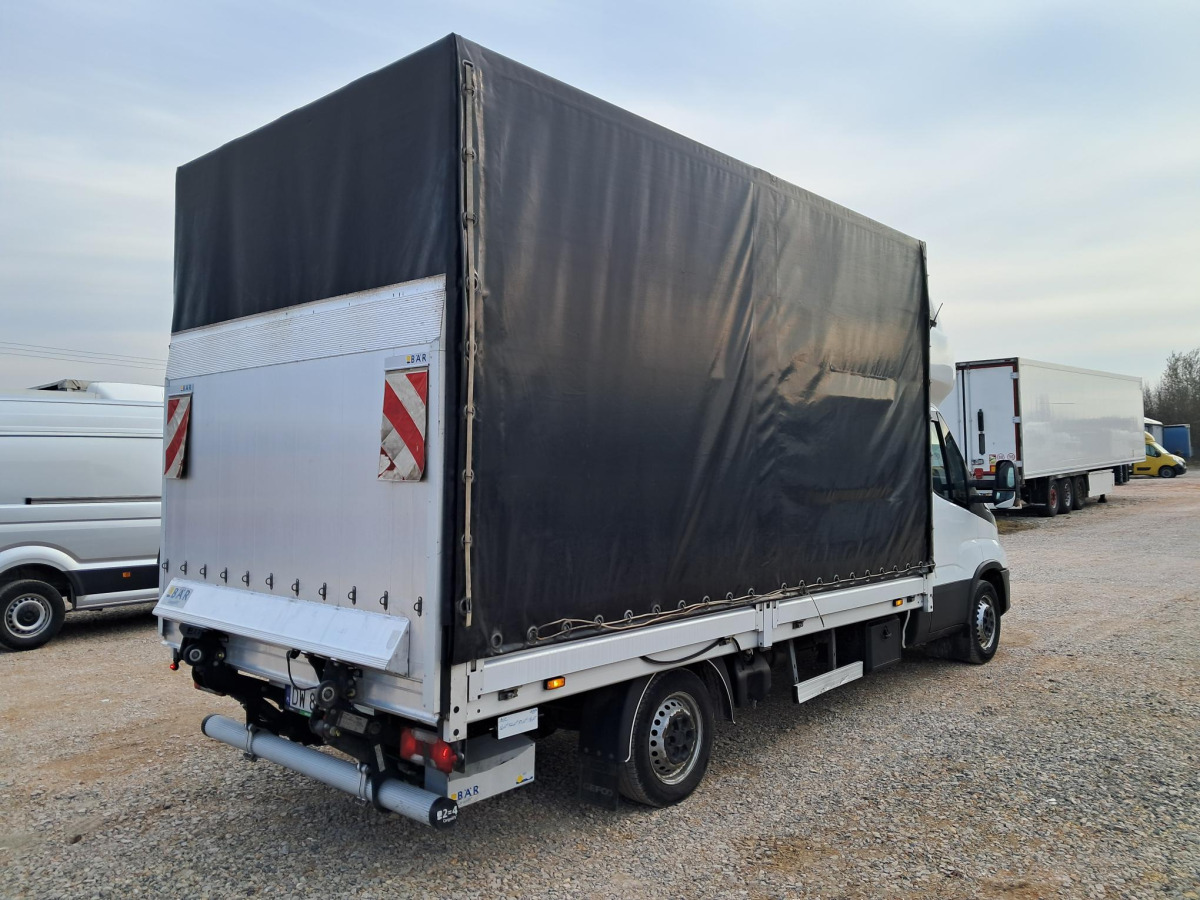 IVECO PLANDEKA Z WINDĄ - Carrinha de lona: foto 5 IVECO PLANDEKA Z WINDĄ - Carrinha de lona: foto 5