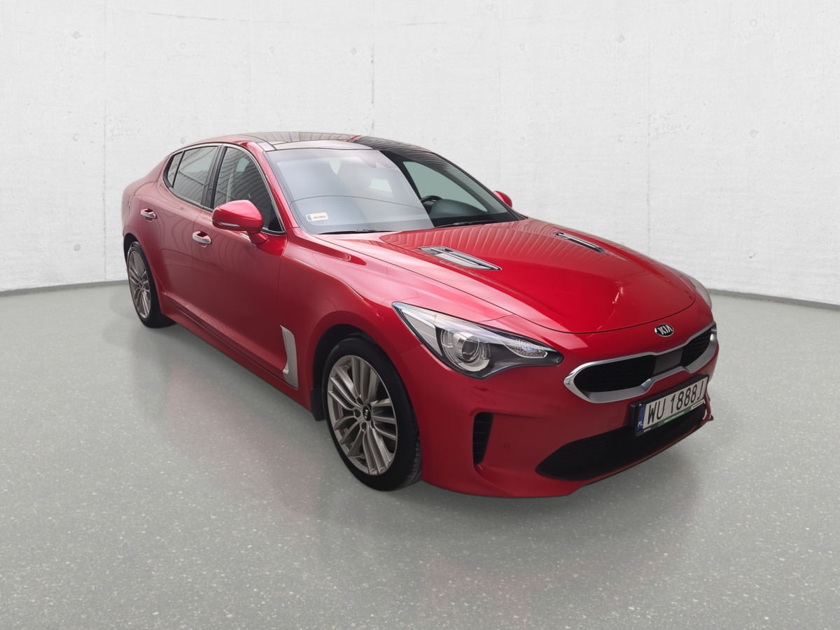 KIA STINGER LIFTBACK - Automóvel: foto 2 KIA STINGER LIFTBACK - Automóvel: foto 2