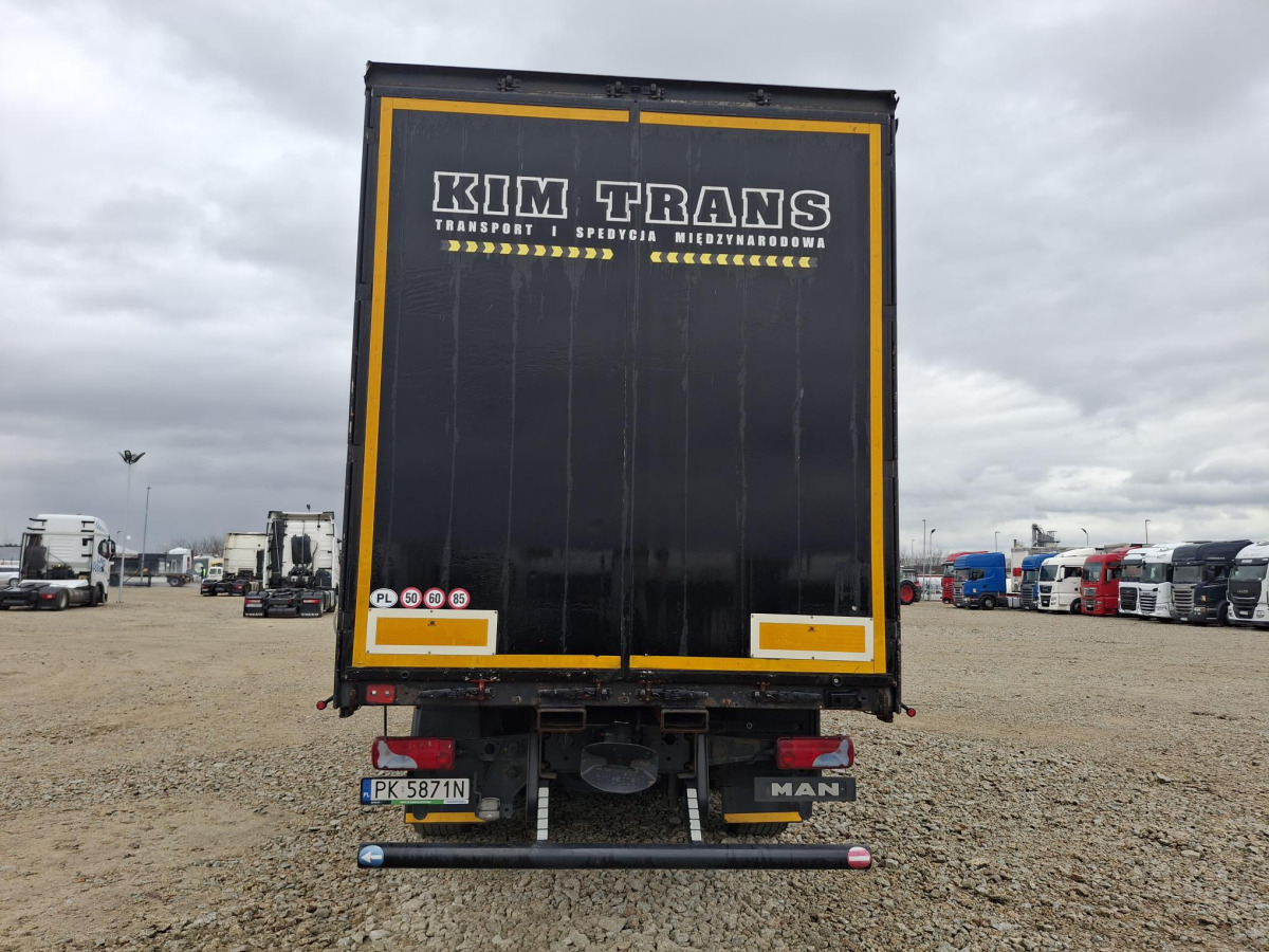 MAN TGX SOLÓWKA - Camião de lona: foto 4 MAN TGX SOLÓWKA - Camião de lona: foto 4