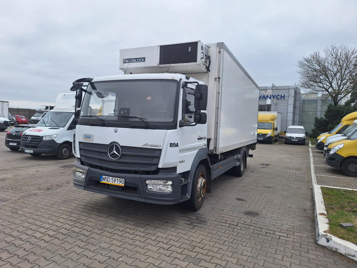 MERCEDES BENZ ATEGO CHŁODNIA Z AGREGATEM - Camião frigorífico: foto 2 MERCEDES BENZ ATEGO CHŁODNIA Z AGREGATEM - Camião frigorífico: foto 2