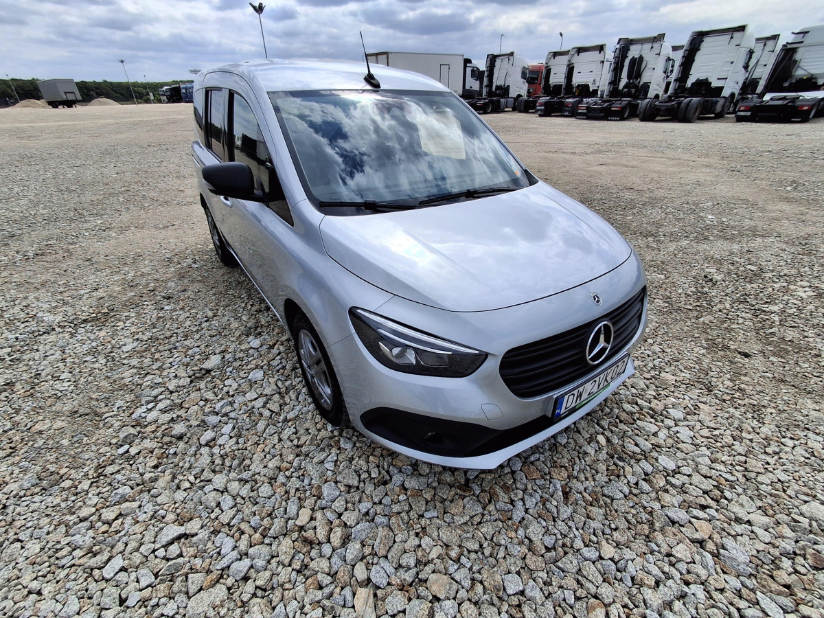 MERCEDES BENZ CITAN MINIVAN - Automóvel: foto 1 MERCEDES BENZ CITAN MINIVAN - Automóvel: foto 1