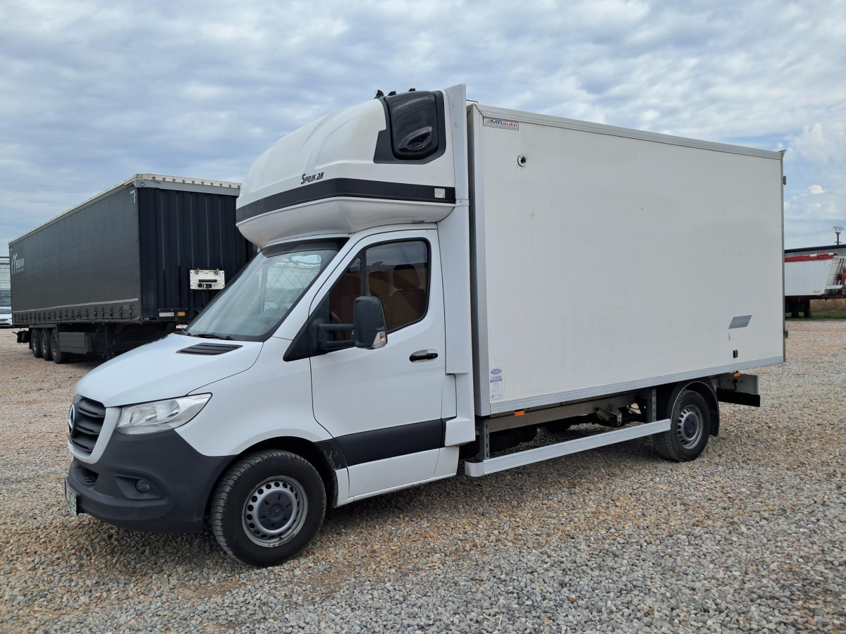 MERCEDES BENZ SPRINTER CHŁODNIA/IZOTERMA - Carrinha frigorífica: foto 2 MERCEDES BENZ SPRINTER CHŁODNIA/IZOTERMA - Carrinha frigorífica: foto 2
