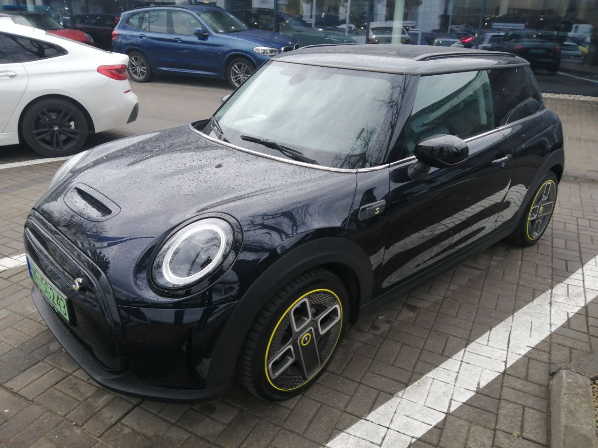 MINI Cooper SE Classic Trim HATCHBACK - Hatchback: foto 2 MINI Cooper SE Classic Trim HATCHBACK - Hatchback: foto 2